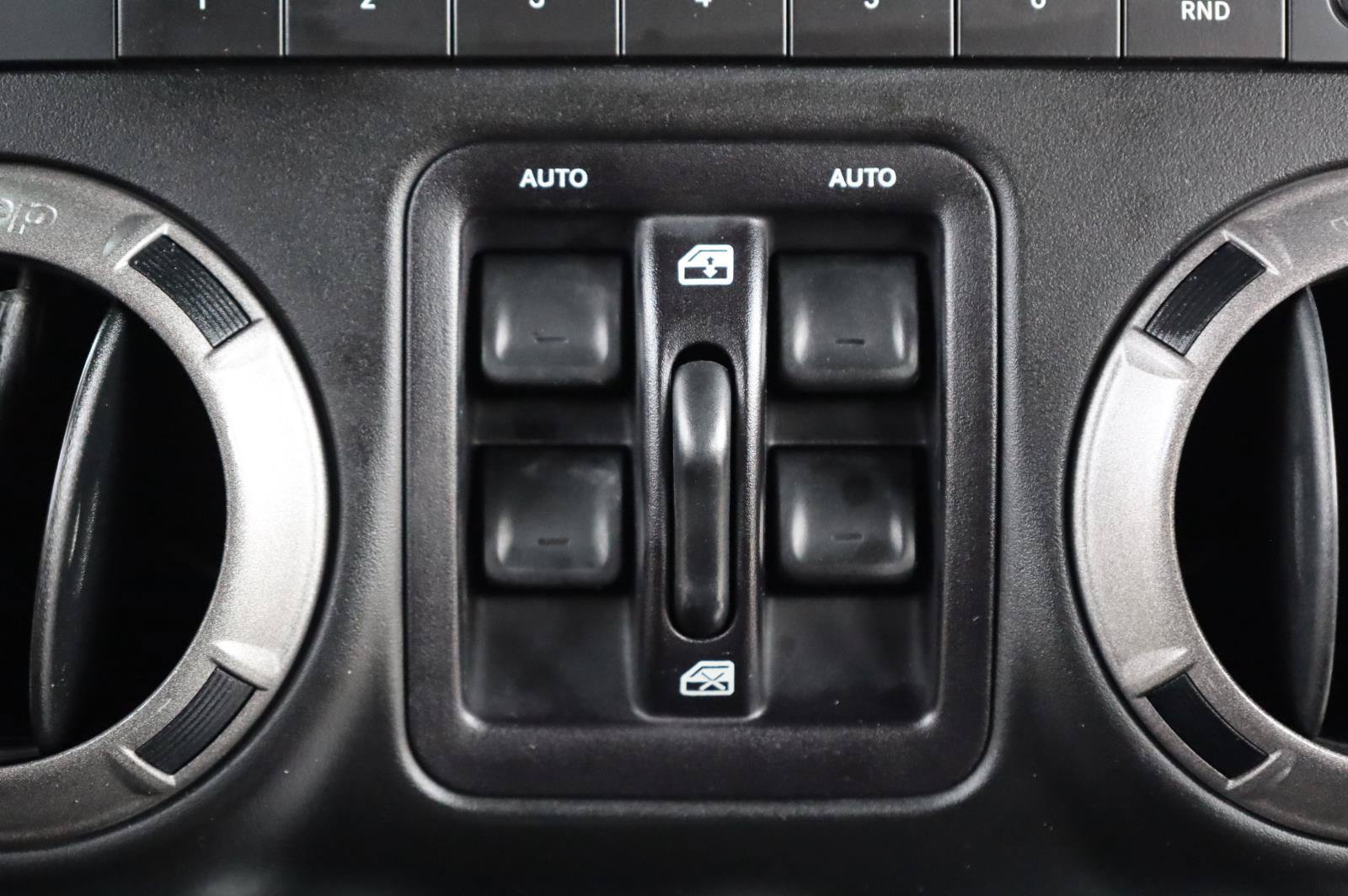 Used 2017 Jeep Wrangler Unlimited Sport w/ Quick Order Package 23S AWD/4WD image 34