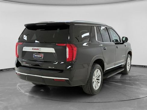 Used 2023 GMC Yukon SLT AWD/4WD image 3