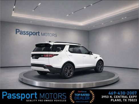 Used 2022 Land Rover Discovery S R-Dynamic image 6