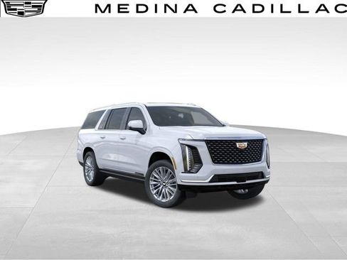 New 2026 Cadillac Escalade ESV Luxury image 1