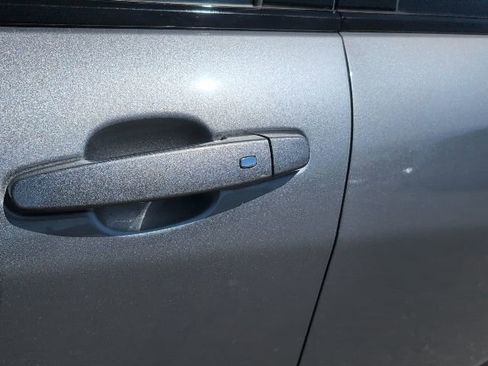 Certified 2024 Chevrolet Equinox RS image 17