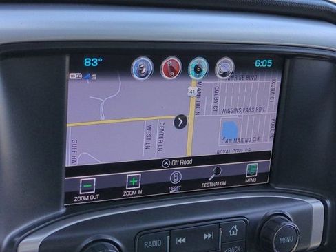 Used 2018 GMC Sierra 1500 SLT w/ SLT Premium Package AWD/4WD image 19