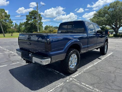 Used 2011 Ford F250 Lariat w/ Lariat Ultimate Pkg AWD/4WD image 6
