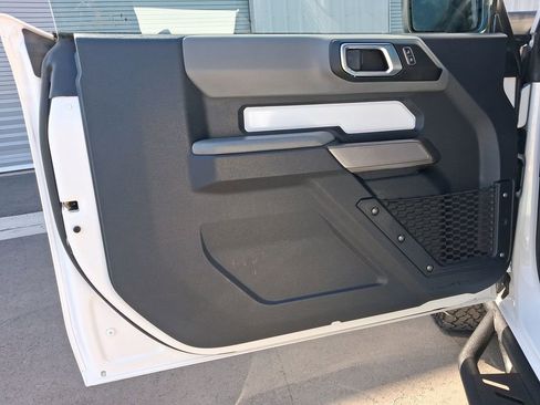 Used 2022 Ford Bronco Black Diamond AWD/4WD image 13