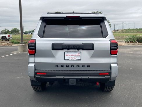 New 2026 Toyota 4Runner TRD Off-Road Premium AWD/4WD image 6