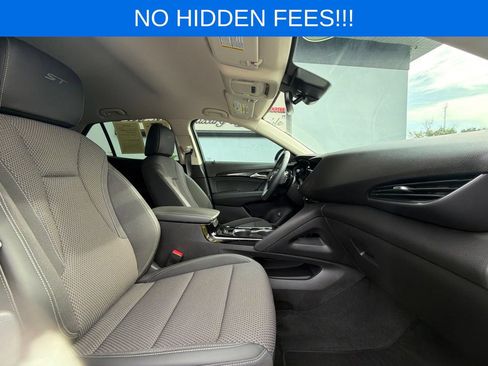 Used 2023 Buick Envision Preferred FWD image 26