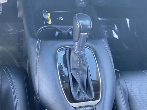 Certified 2024 Honda HR-V EX-L image 28