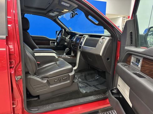 Used 2012 Ford F150 Lariat w/ Lariat Chrome Pkg image 16