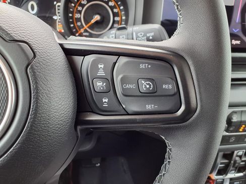 New 2026 Jeep Wrangler Unlimited Rubicon AWD/4WD image 14