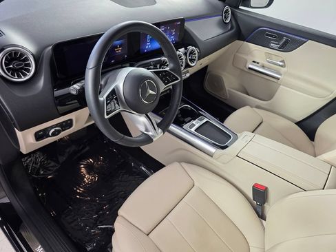 Certified 2024 Mercedes-Benz GLA 250 image 10