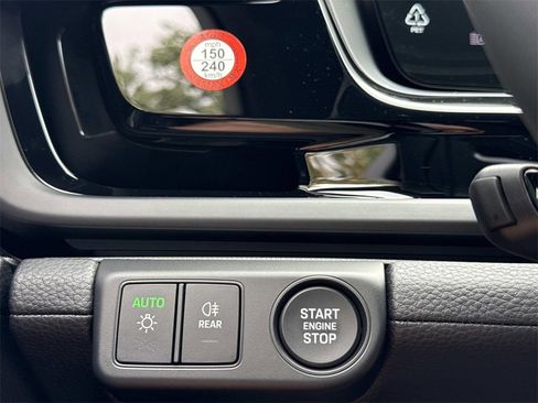 New 2025 Porsche Panamera 4 E-Hybrid image 12