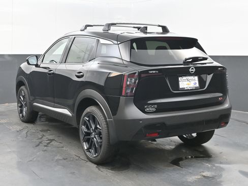 New 2026 Nissan Kicks SR image 6