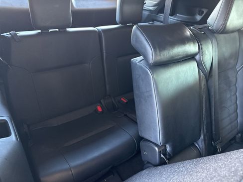 Used 2023 Mitsubishi Outlander SE image 14