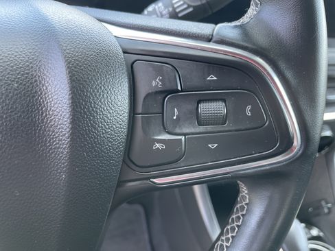 Used 2024 Buick Encore GX Preferred w/ Comfort Package FWD image 29