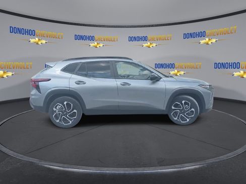 New 2026 Chevrolet Trax RS image 12