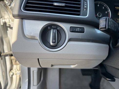 Used 2012 Volkswagen Passat 2.5 S image 17