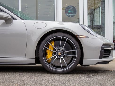Used 2022 Porsche 911 Turbo S image 5