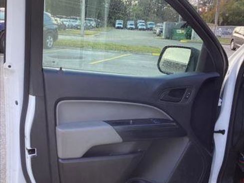 Used 2022 Chevrolet Colorado W/T image 21