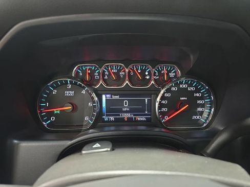 Used 2018 Chevrolet Silverado 1500 LT image 18