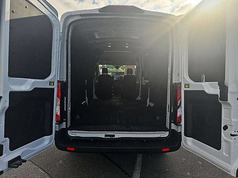 Used 2024 Ford Transit 250 148 Medium Roof Extended AWD w/ Load Area Protection Package image 27