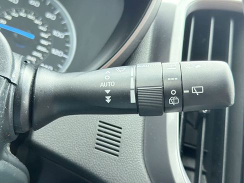 Used 2021 Subaru Ascent Touring AWD/4WD image 27