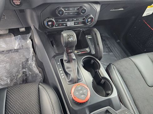 New 2025 Ford Bronco Raptor AWD/4WD image 24