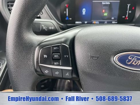 Used 2025 Ford Escape Active AWD/4WD image 29