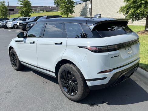 Used 2026 Land Rover Range Rover Evoque S AWD/4WD image 5