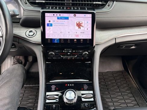 Used 2024 Jeep Grand Cherokee L Overland w/ Advanced Protech Group III AWD/4WD image 26