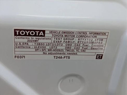Certified 2024 Toyota Tacoma SR5 image 23