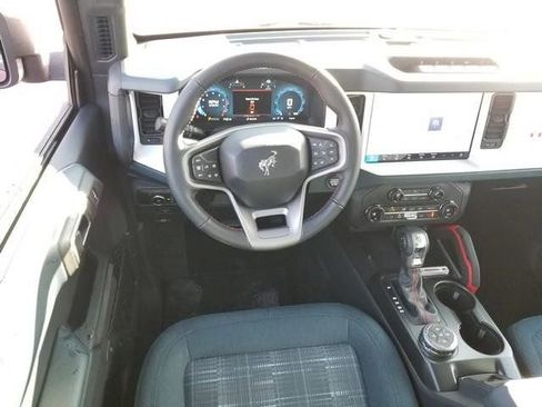 New 2025 Ford Bronco Heritage Edition AWD/4WD image 16