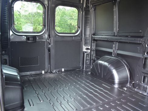 New 2026 RAM ProMaster 1500 w/ Premium Convenience Group FWD image 30