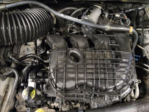 Used 2015 Dodge Grand Caravan SE w/ Quick Order Package 29E SE image 30