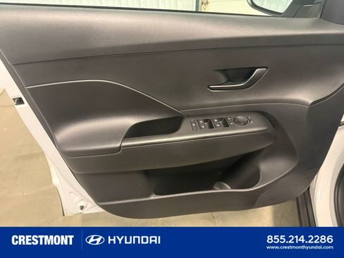 Used 2024 Hyundai Kona SEL AWD/4WD image 21