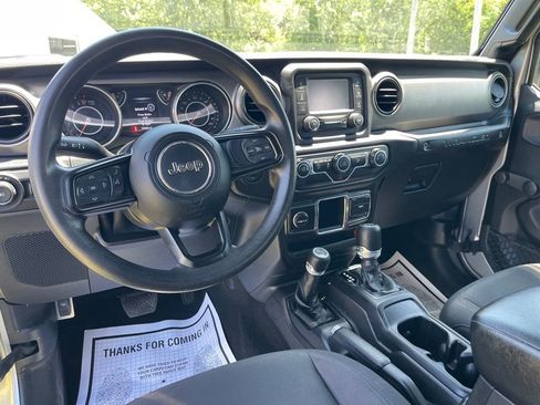 Used 2018 Jeep Wrangler Unlimited Sport AWD/4WD image 11