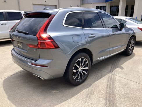 Used 2021 Volvo XC60 T6 Inscription AWD/4WD image 2