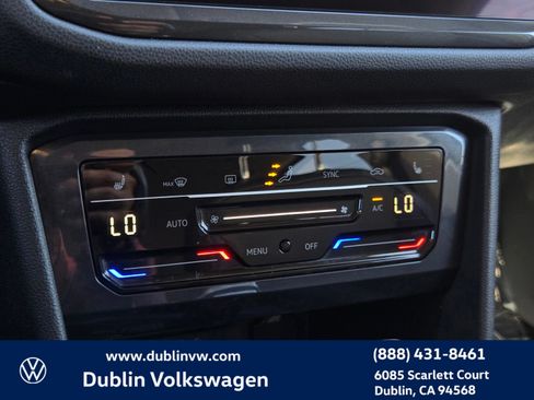 Certified 2022 Volkswagen Tiguan SE FWD image 19