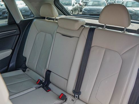 Certified 2023 Audi Q3 2.0T Premium Plus w/ Premium Plus Package image 30