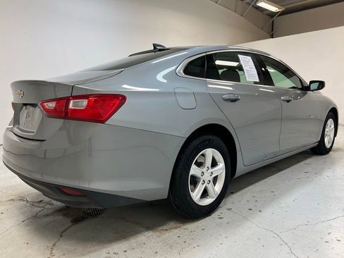 Used 2025 Chevrolet Malibu LS FWD image 9