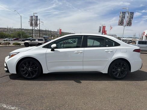 Used 2025 Toyota Corolla XSE image 4