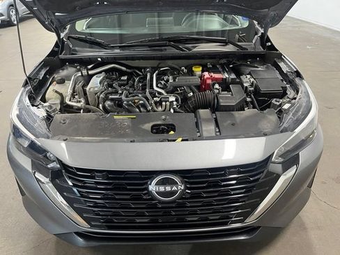Used 2024 Nissan Sentra SV FWD image 9