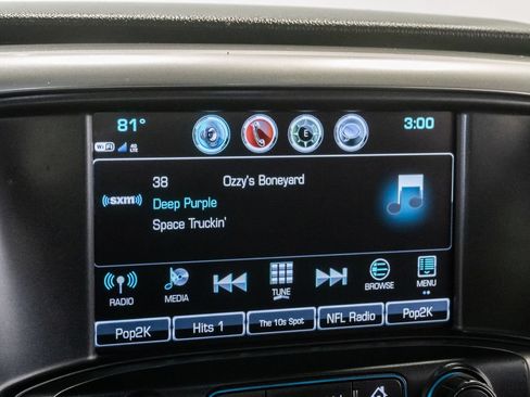Used 2018 Chevrolet Silverado 1500 LT w/ All Star Edition AWD/4WD image 17