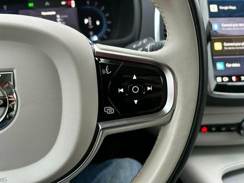 Used 2023 Volvo XC90 B5 Core w/ Protection Package Premier image 27