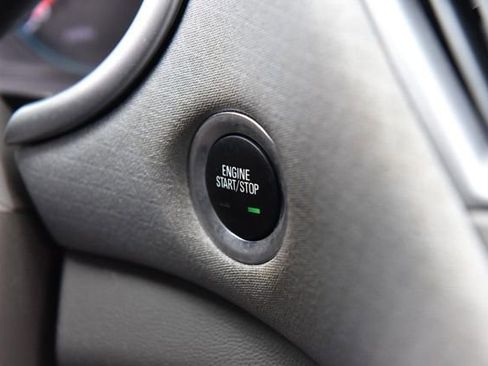 Used 2022 Chevrolet Malibu LT FWD image 15