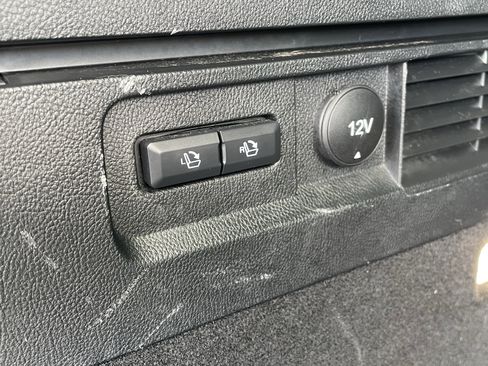 Used 2023 Lincoln Nautilus Reserve w/ Equipment Group 201A image 7