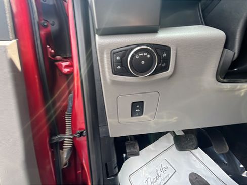 Used 2016 Ford F150 XLT w/ Equipment Group 302A Luxury AWD/4WD image 11