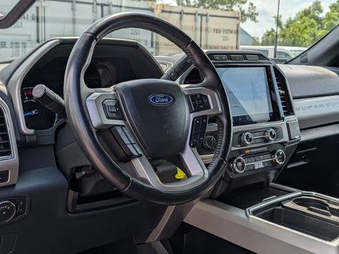 Used 2022 Ford F250 Lariat w/ Lariat Value Package AWD/4WD image 22