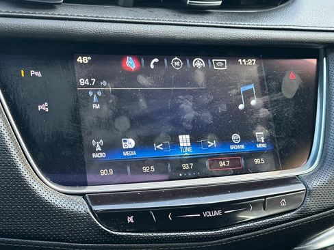 Used 2017 Cadillac XT5 Premium Luxury w/ Driver Assist Package image 20