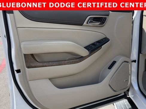 Used 2018 GMC Yukon Denali w/ Denali Ultimate Package AWD/4WD image 9