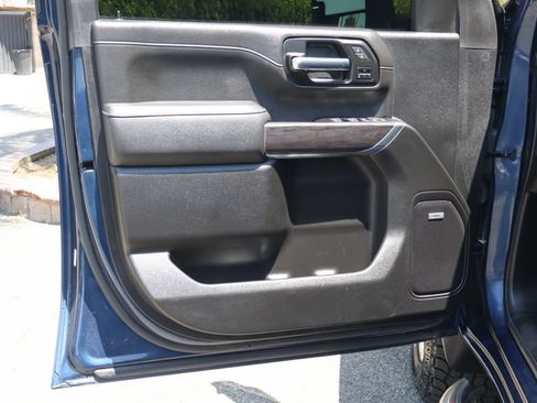 Used 2022 Chevrolet Silverado 2500 LTZ w/ LTZ Premium Texas Edition AWD/4WD image 17